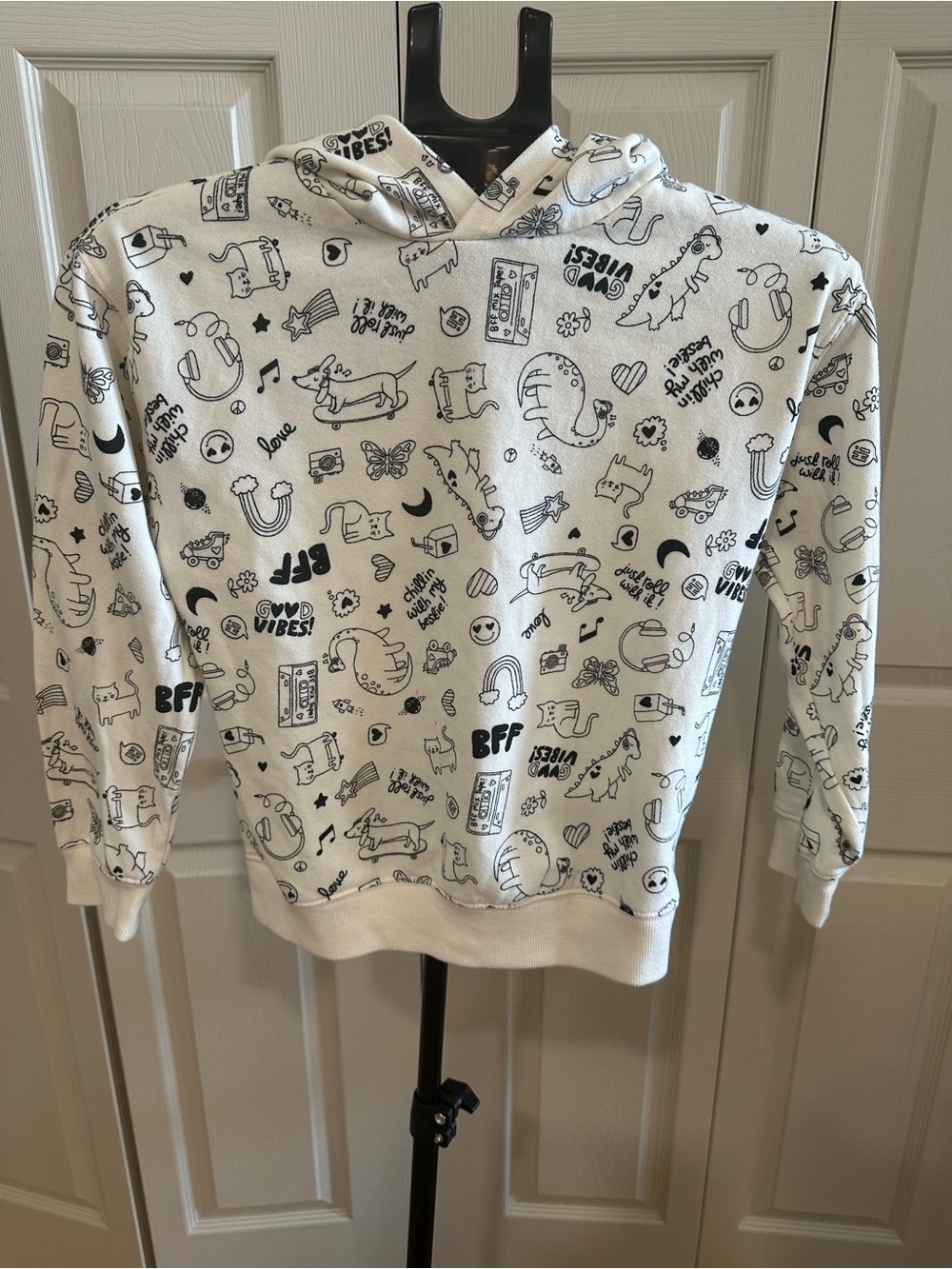 Gitls Wonder Nation Scribble Print Hoodie